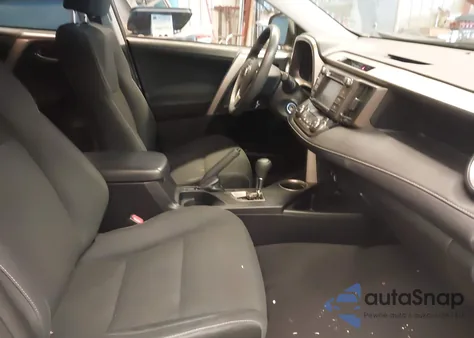 2014 Toyota Rav4 Xle z USA, uszkodzony, nr VIN JTMRFREV5ED095248